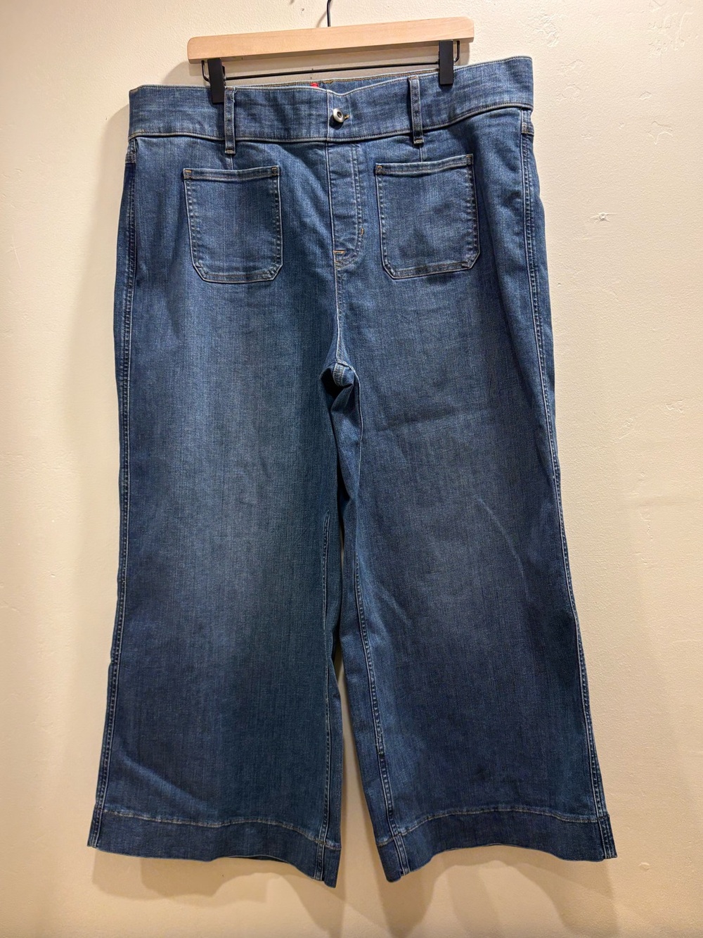 SPANX Shape EveryWear Cropped Wide Leg Jeans 2X Blue Patch Pocket